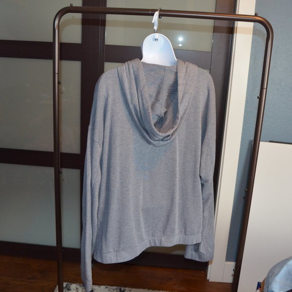 Sweater - Picture 3 of 4